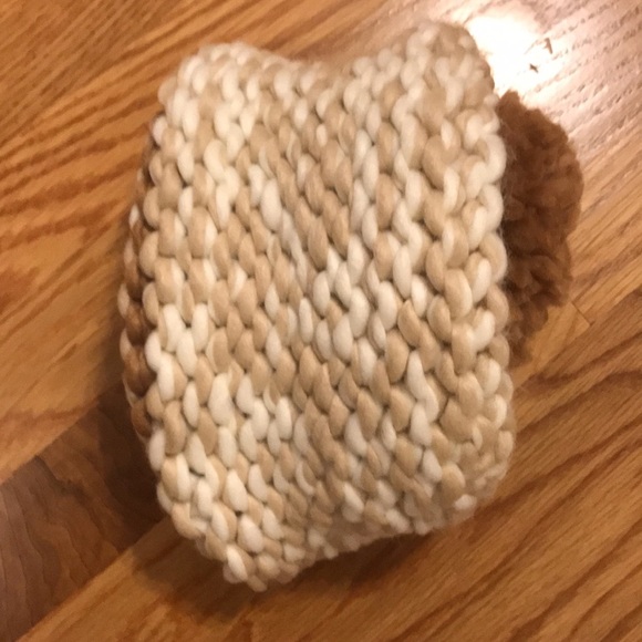 NWOT Free People Cozy Up Color Block Pom Beanie Oat Carmel - Picture 7 of 8